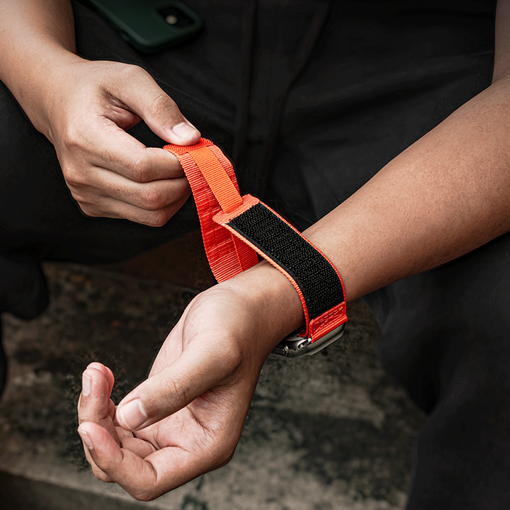 Outdoor Tactical Nylon Strap: Resistencia y Confort para tu Apple Watch de Aventura