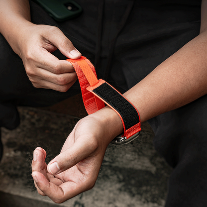 Outdoor Tactical Nylon Strap: Resistencia y Confort para tu Apple Watch de Aventura