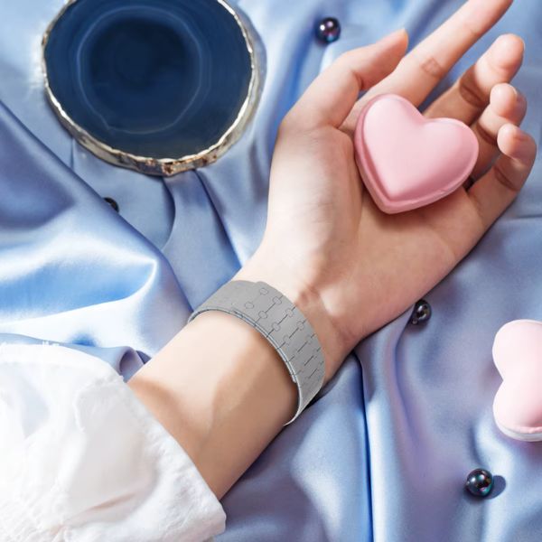 Magnetic Silicone Strap: Confort y Seguridad para Tu Apple Watch