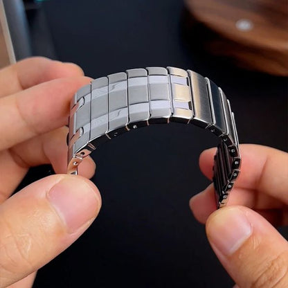 AP Frosted Stainless Steel Magnetic Band: Fuerza y Estilo para Apple Watch