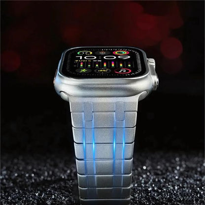 AP Frosted Stainless Steel Magnetic Band: Fuerza y Estilo para Apple Watch