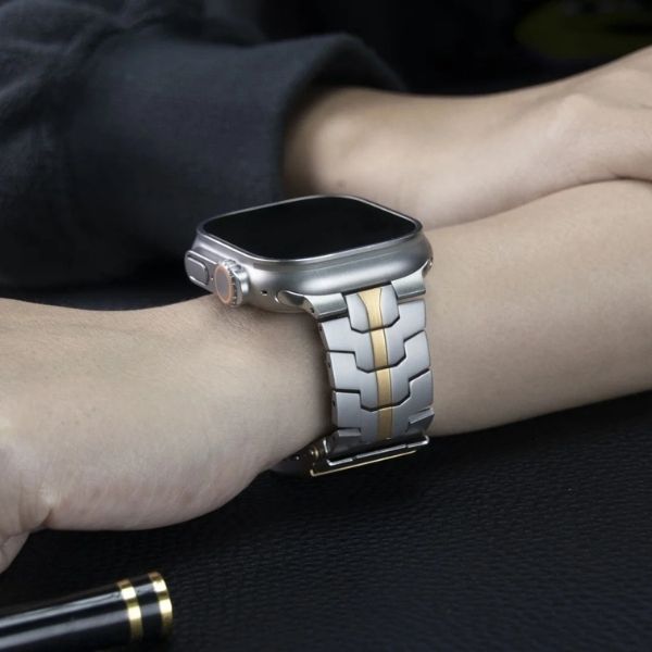 Titanium Band para Apple Watch: Estilo Duradero y Confort Superior