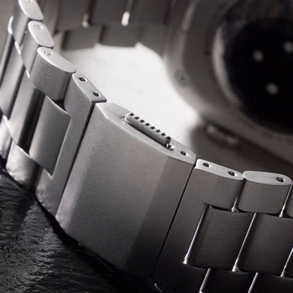 Luxury Edition - Magnetic Band: Titanio Grado 4 y DLC para Apple Watch