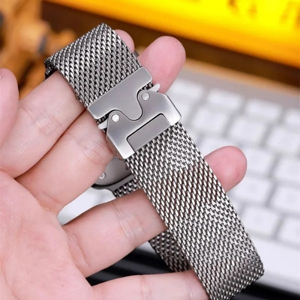 Milanese Loop Band: Elegancia y Durabilidad para Tu Apple Watch