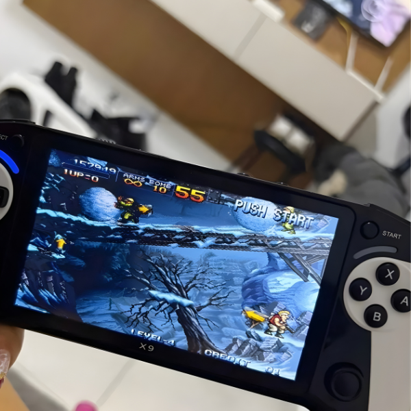 Consola de Juegos Portátil - X9 Game Stick Retro con Pantalla IPS de 5,5”