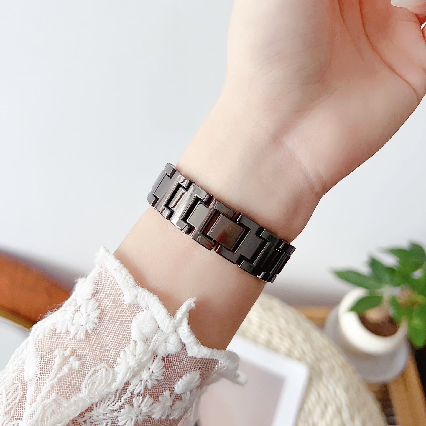 Luxury Bracelet para Apple Watch: Elegancia Inoxidable y Diseño Exclusivo