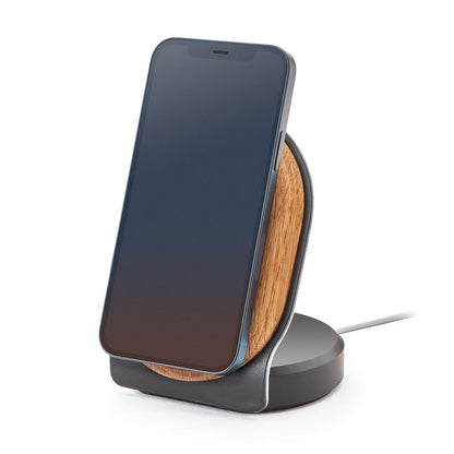 MagLuxe: Soporte MagSafe de Diseño Sofisticado para Carga Inteligente