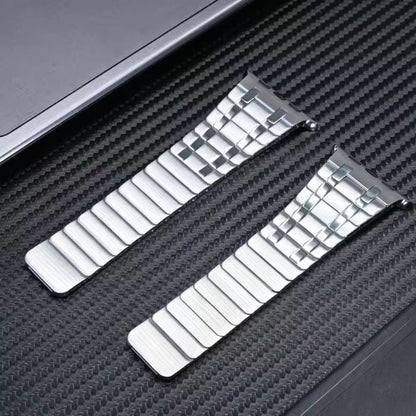 AP Frosted Stainless Steel Magnetic Band: Fuerza y Estilo para Apple Watch