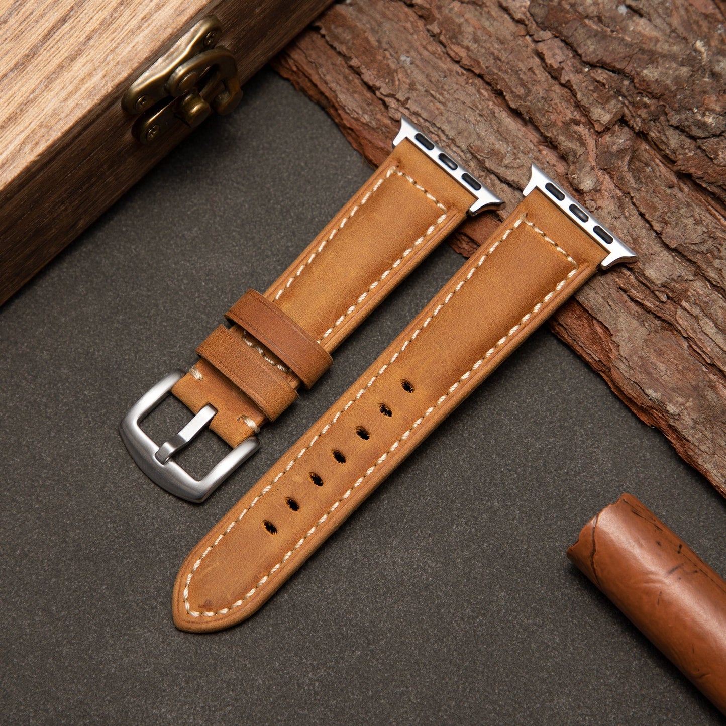 Classic Leather Band: Elegancia Atemporal y Artesanía Italiana para Apple Watch