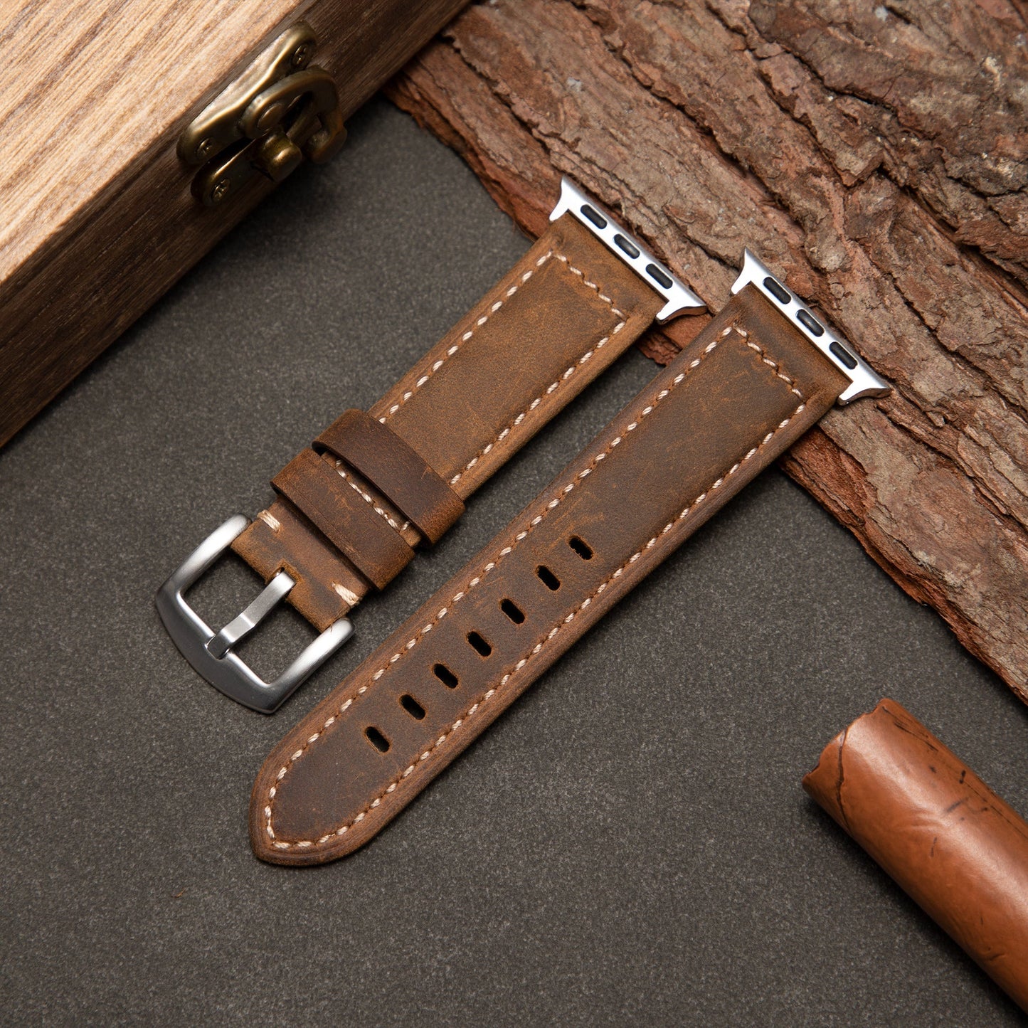 Classic Leather Band: Elegancia Atemporal y Artesanía Italiana para Apple Watch