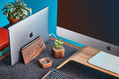 OakStand: Soporte Vertical de Madera Premium para Notebook | Minimalismo y Organización