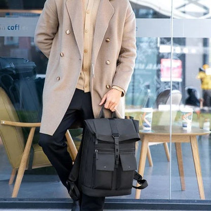 Mochila Ejecutiva Mark Ryden Onyx Impermeable 15.6" Expandible