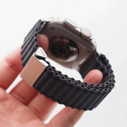 OFF-ROAD Woven Band: Lujo Tejido y Confort Innovador para Apple Watch
